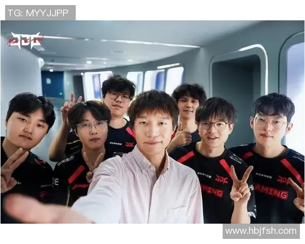 张伟揭秘王者荣耀成功秘诀S15LOL比分专访全解析